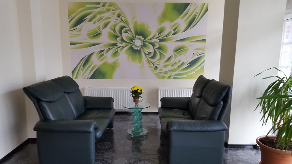 Hotel Гулбене Екстер'єр фото