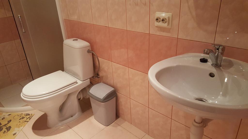 Hotel Гулбене Екстер'єр фото