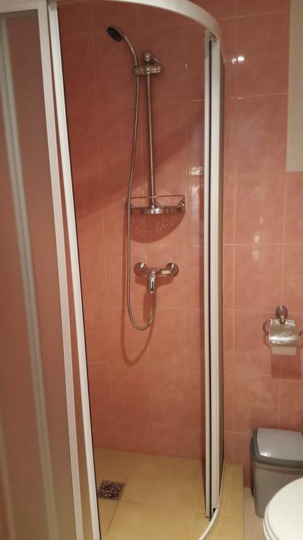 Hotel Гулбене Екстер'єр фото