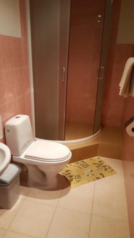 Hotel Гулбене Екстер'єр фото